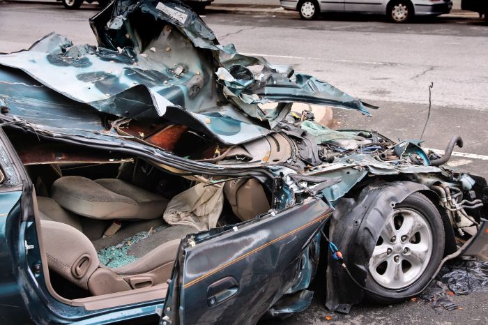 How much will insurance company pay for totaled car