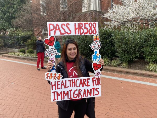 Can undocumented immigrants get health insurance